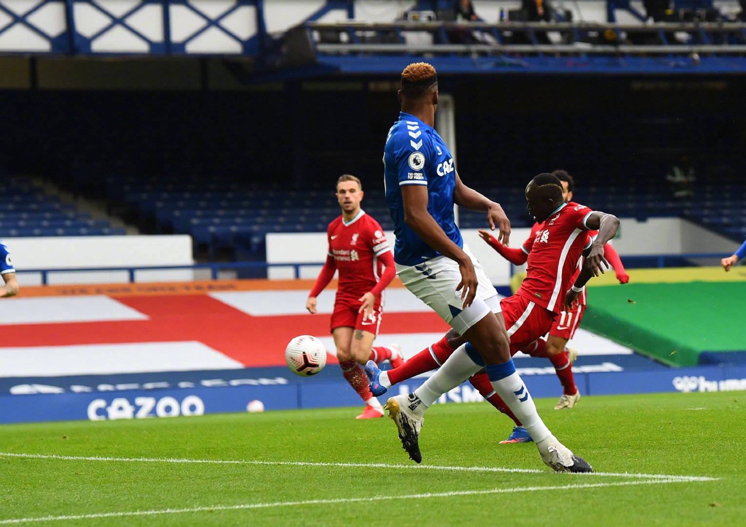 也显示了他 也显示了他